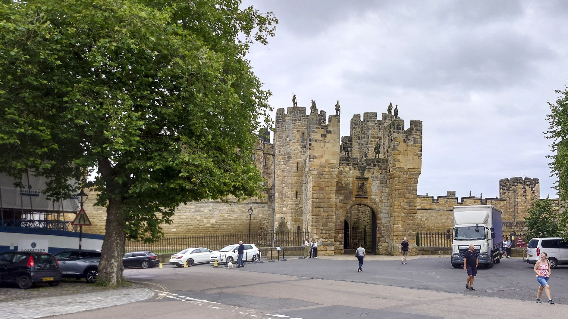 Alnwick Castle