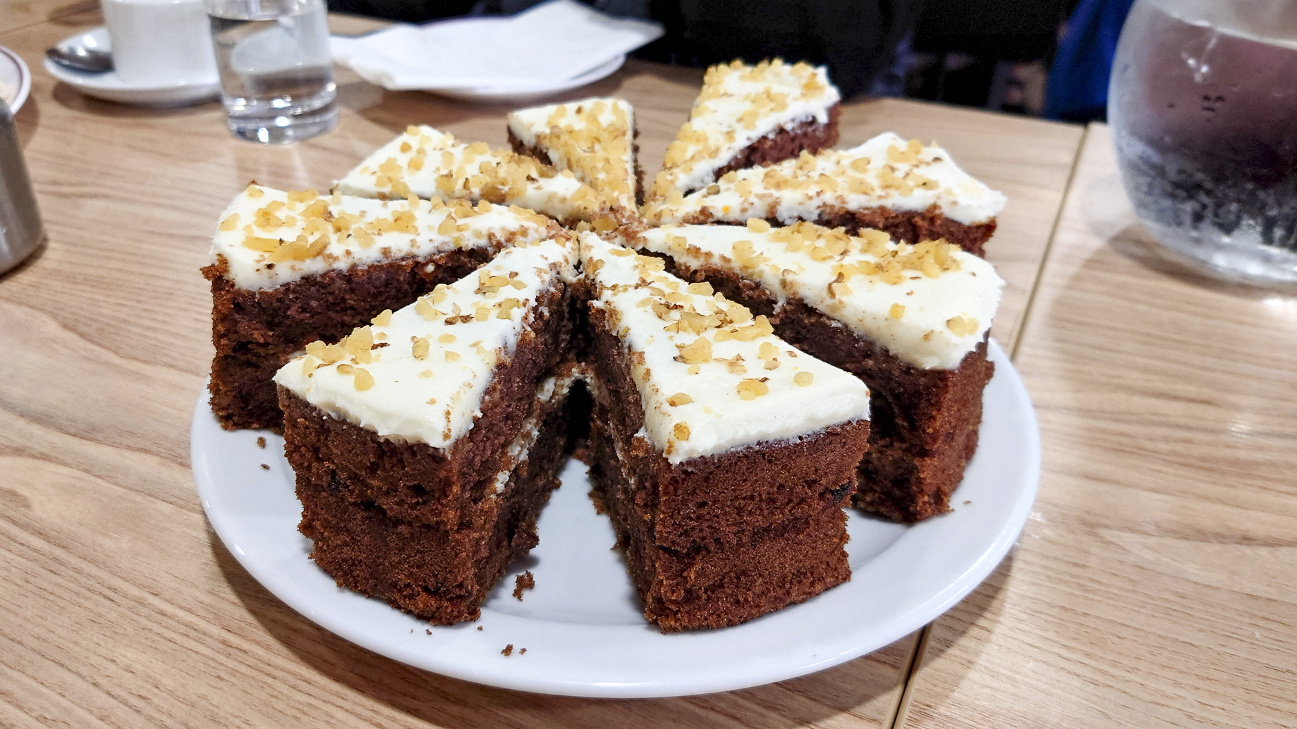  Rüeblitorte auf Schottisch