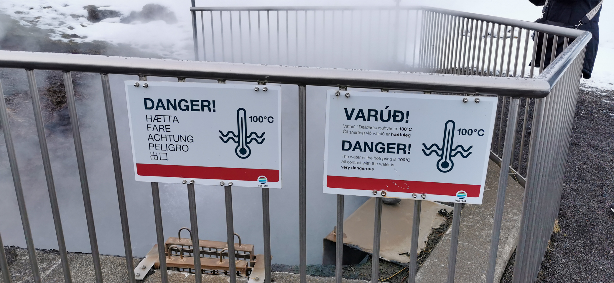 Achtung heiss